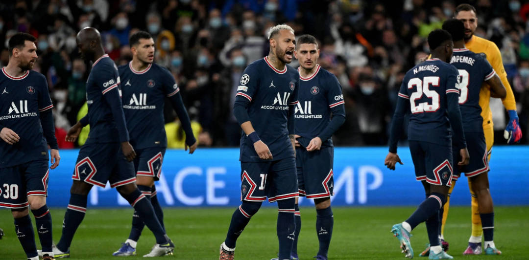 宝威入口 -包含今晚CBA季后赛焦点战，巴黎圣日耳曼再遭质疑，底气十足，赛程密集仍需轮换的词条